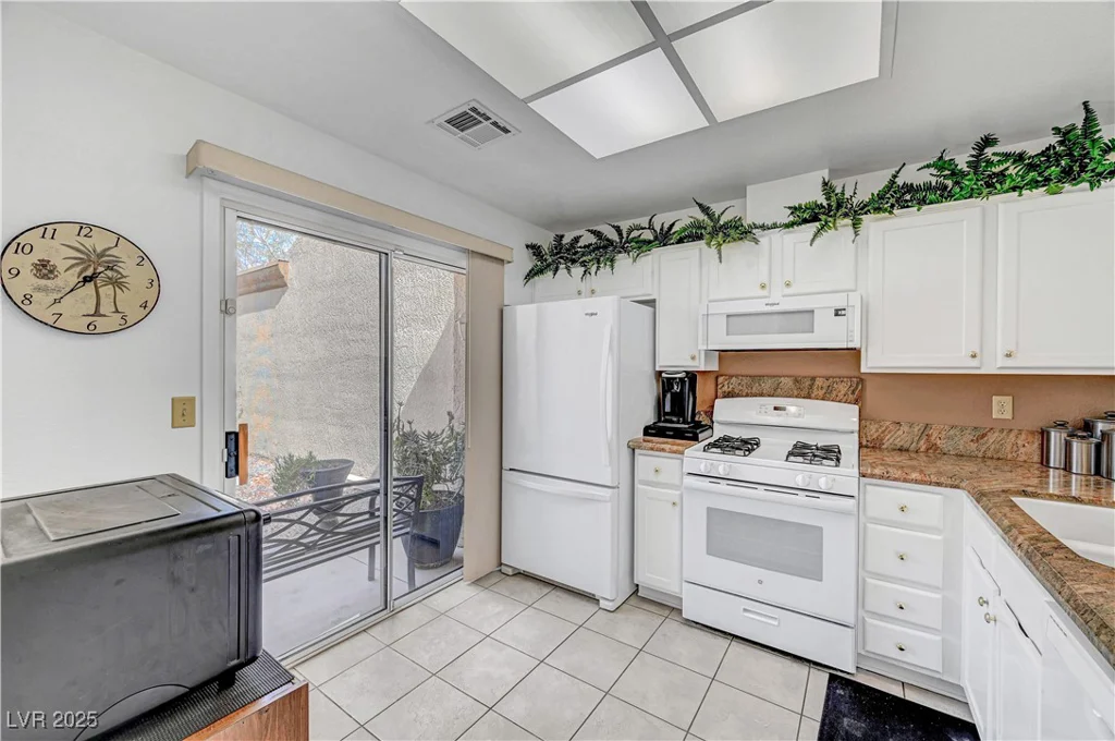 8657 Prairie Hill, Las Vegas, NV 89134