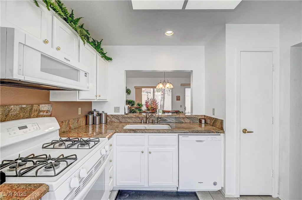 8657 Prairie Hill, Las Vegas, NV 89134