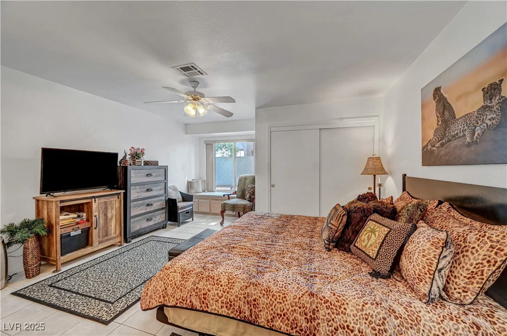8657 Prairie Hill, Las Vegas, NV 89134