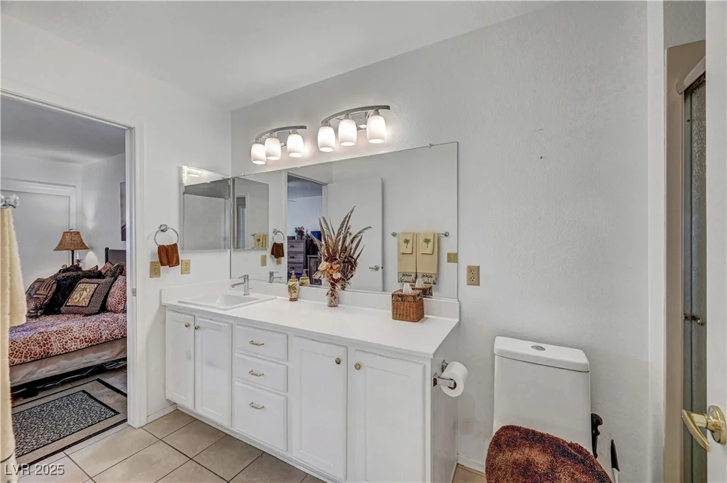 8657 Prairie Hill, Las Vegas, NV 89134