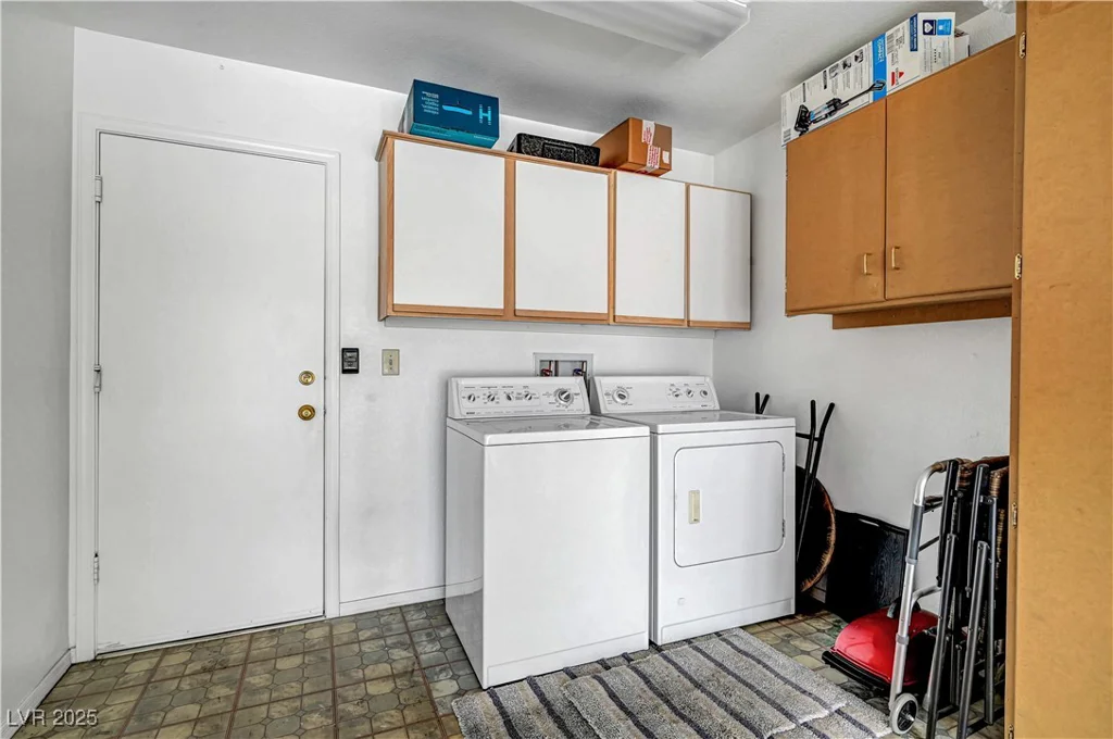 8657 Prairie Hill, Las Vegas, NV 89134