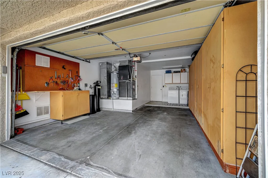 8657 Prairie Hill, Las Vegas, NV 89134