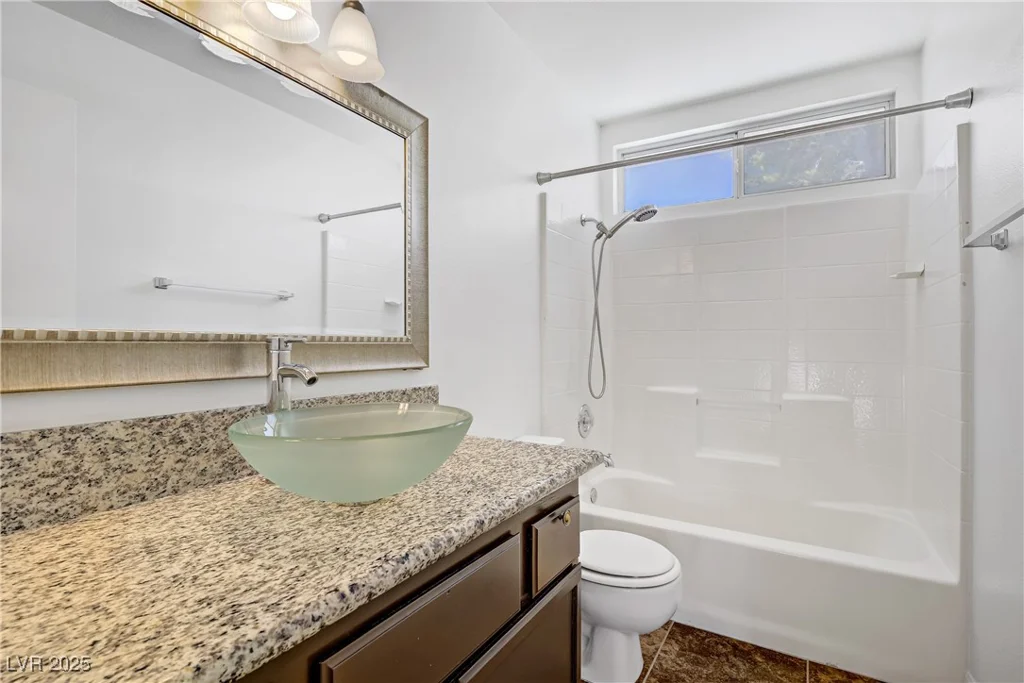 1580 Desert Ridge, North Las Vegas, NV 89031