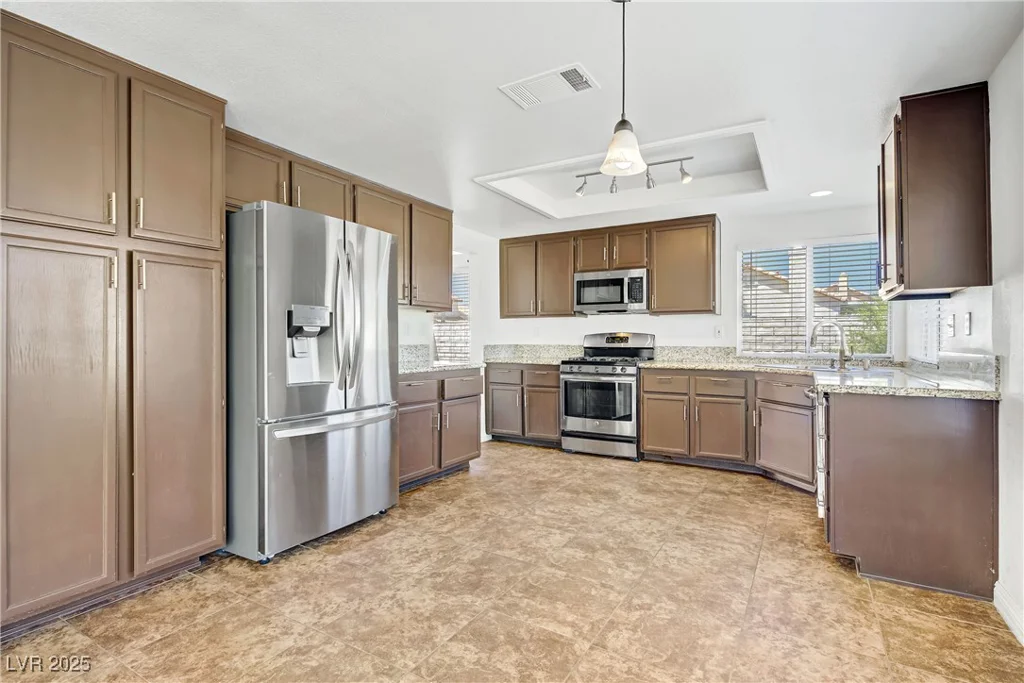 1580 Desert Ridge, North Las Vegas, NV 89031