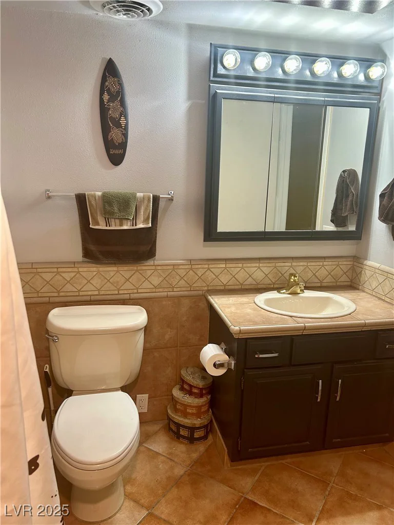 3711 Heritage, Las Vegas, NV 89121