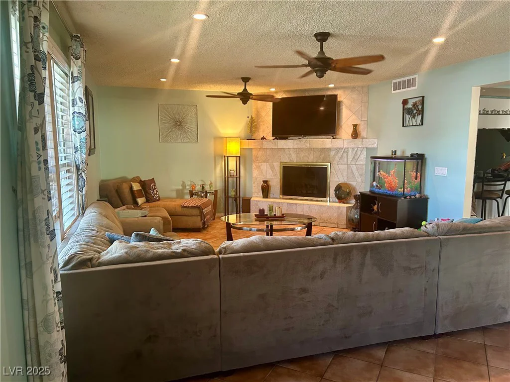 3711 Heritage, Las Vegas, NV 89121