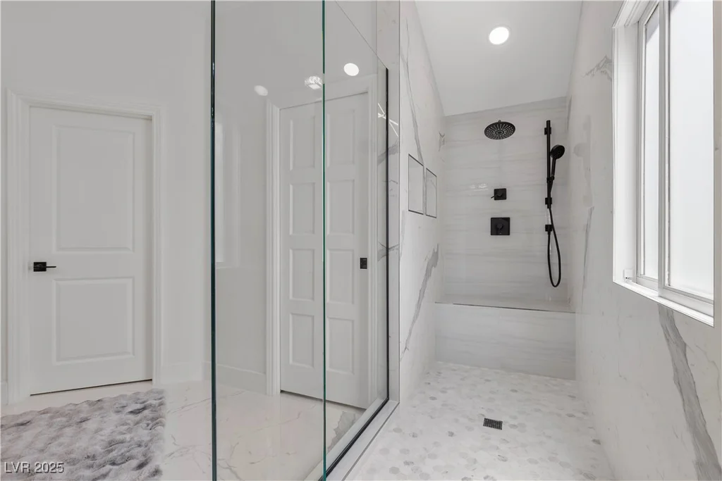 4961 Tierra Del Sol, Las Vegas, NV 89113