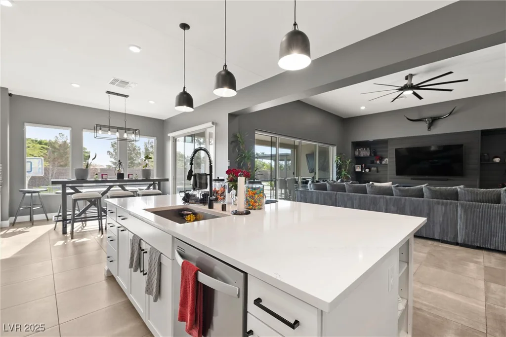 8420 Black Brush, Las Vegas, NV 89131