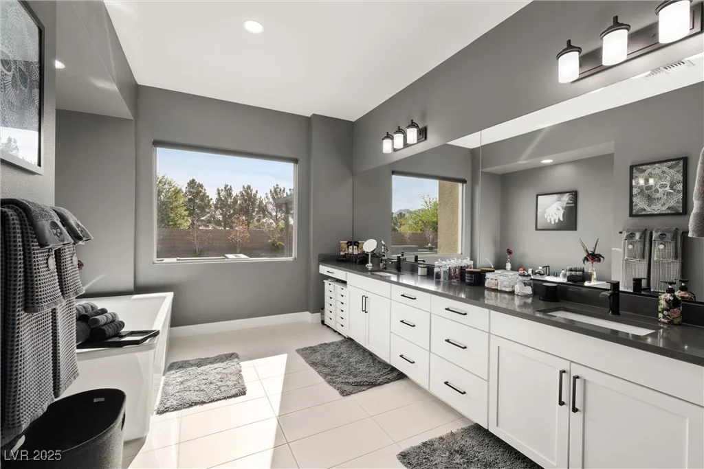 8420 Black Brush, Las Vegas, NV 89131