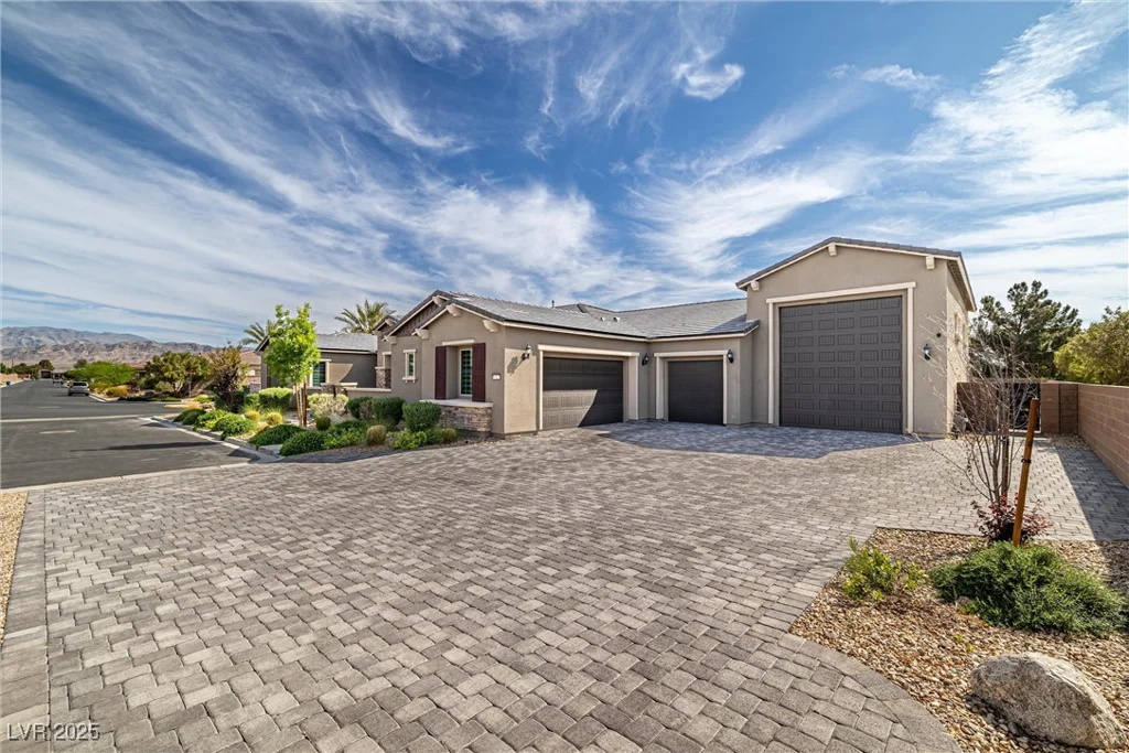 8420 Black Brush, Las Vegas, NV 89131