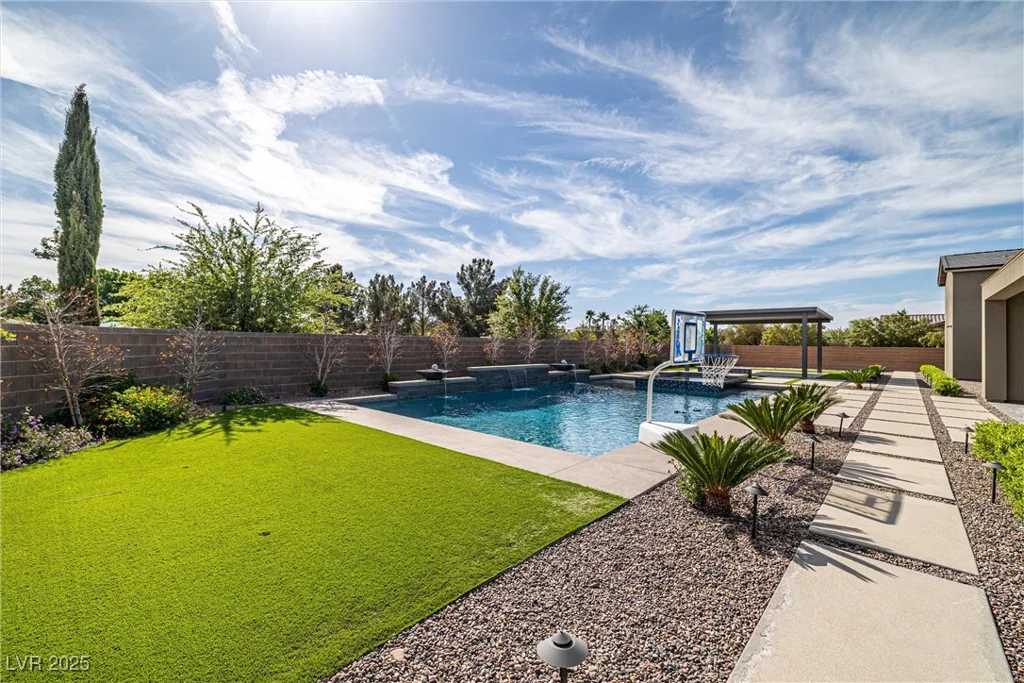 8420 Black Brush, Las Vegas, NV 89131