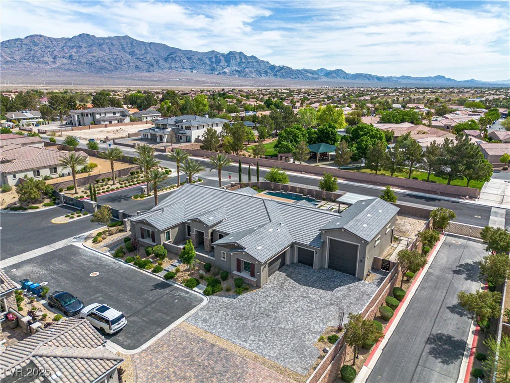 8420 Black Brush, Las Vegas, NV 89131