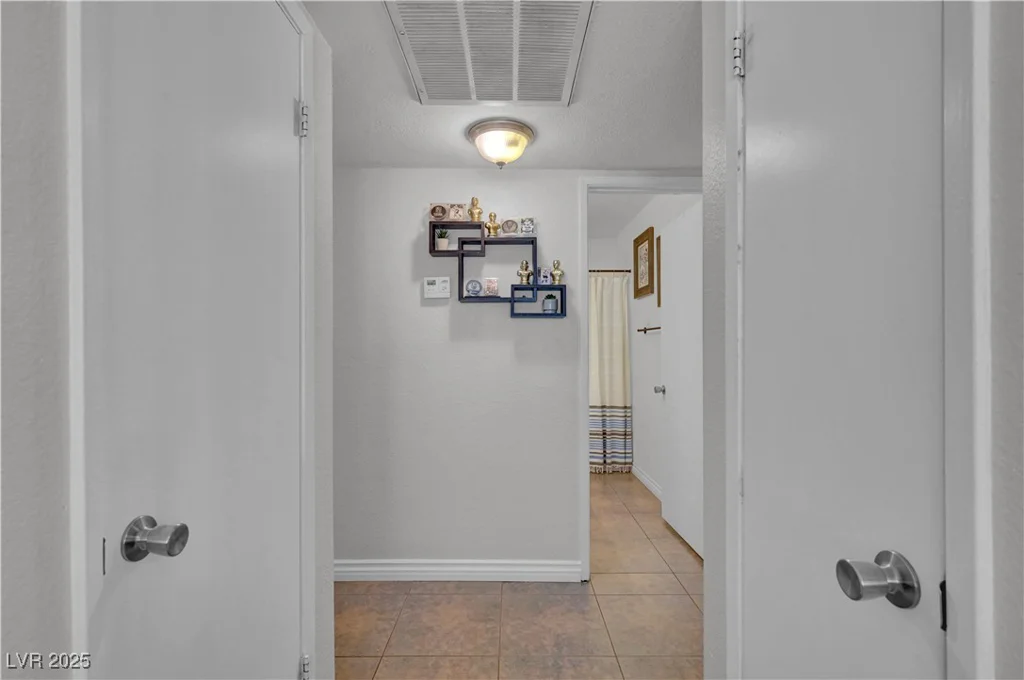 8236 Willeta, Las Vegas, NV 89145