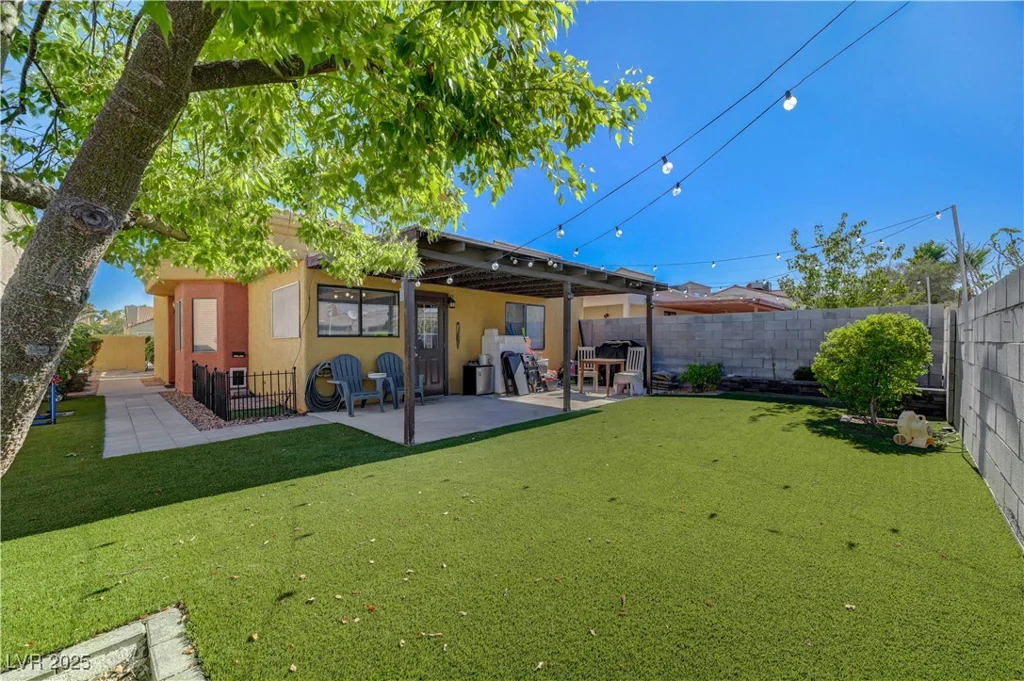 8236 Willeta, Las Vegas, NV 89145