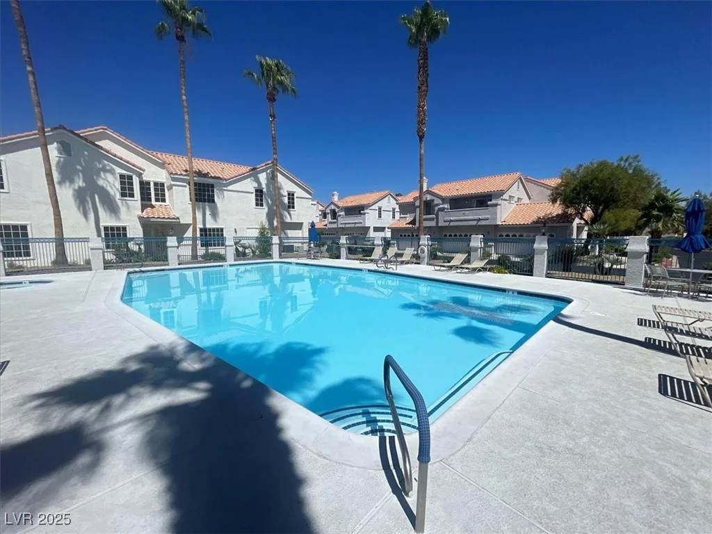5201 Torrey Pines, Las Vegas, NV 89118