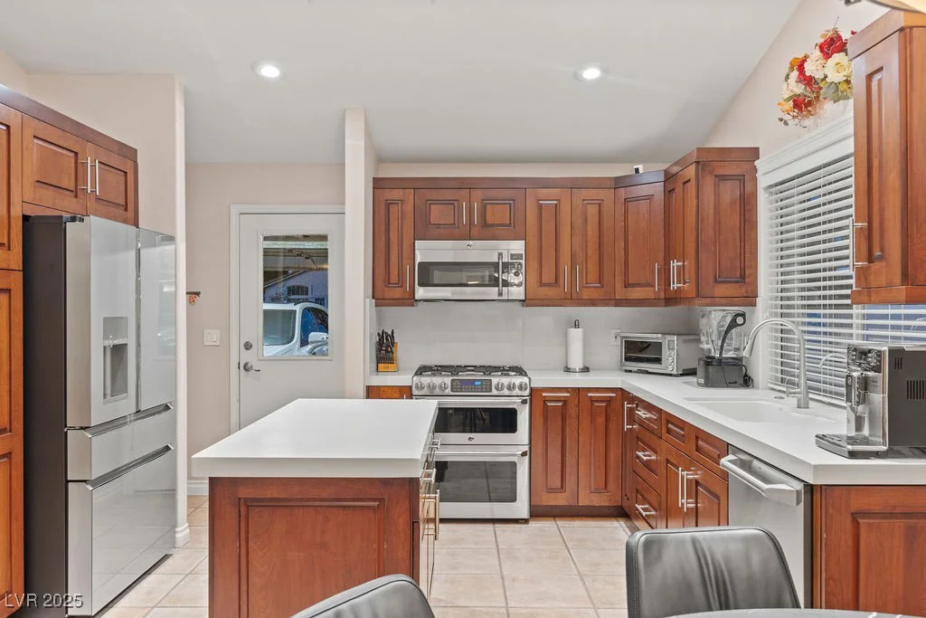 7815 Sunnyside, Las Vegas, NV 89123