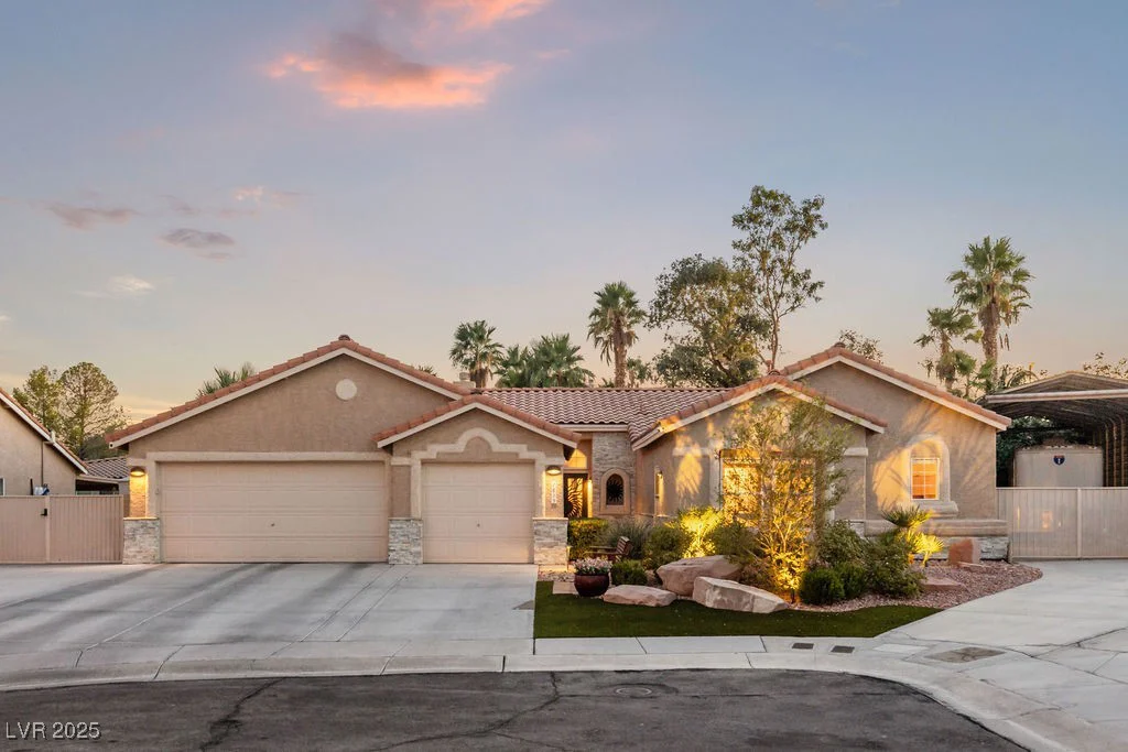 7815 Sunnyside, Las Vegas, NV 89123