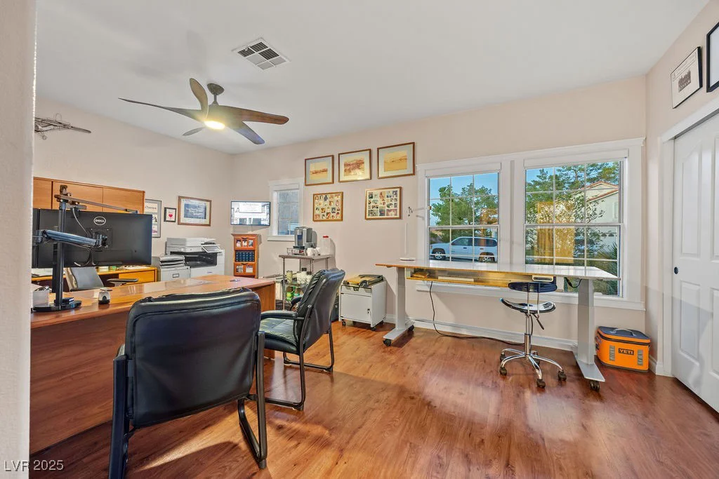 7815 Sunnyside, Las Vegas, NV 89123