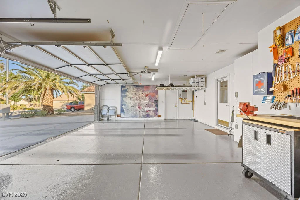 7815 Sunnyside, Las Vegas, NV 89123