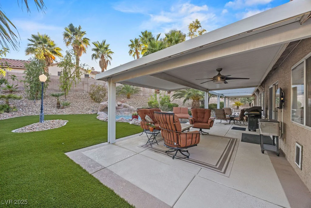 7815 Sunnyside, Las Vegas, NV 89123