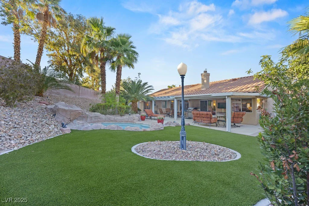7815 Sunnyside, Las Vegas, NV 89123