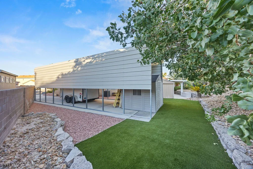 7815 Sunnyside, Las Vegas, NV 89123