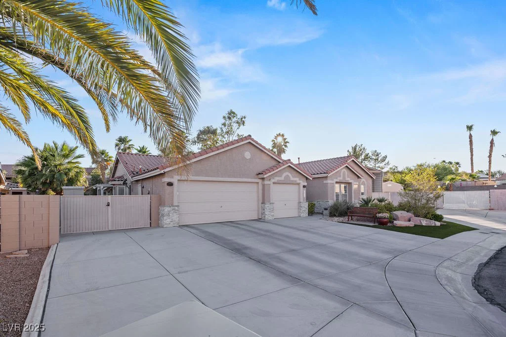 7815 Sunnyside, Las Vegas, NV 89123