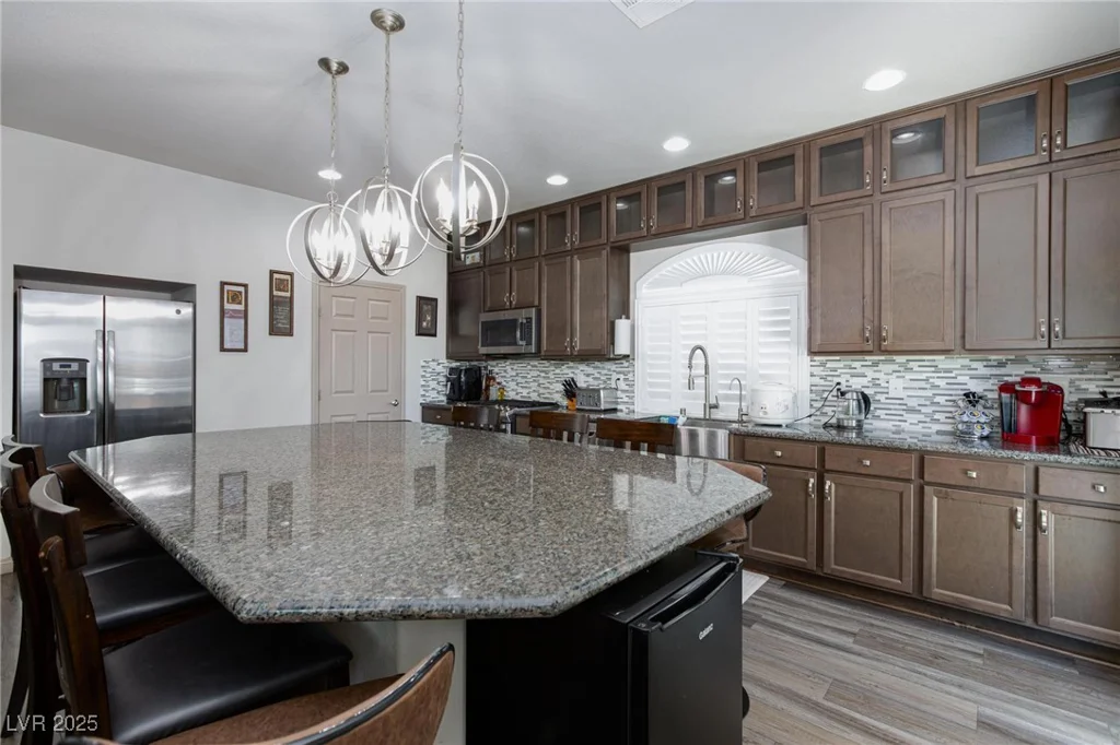 10010 Cardwell Hill, Las Vegas, NV 89141