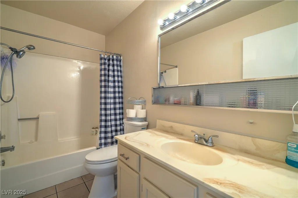 4642 Lady Bug, Las Vegas, NV 89122