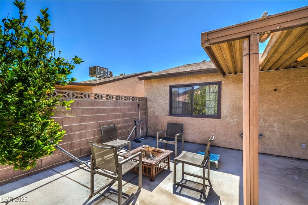 4642 Lady Bug, Las Vegas, NV 89122