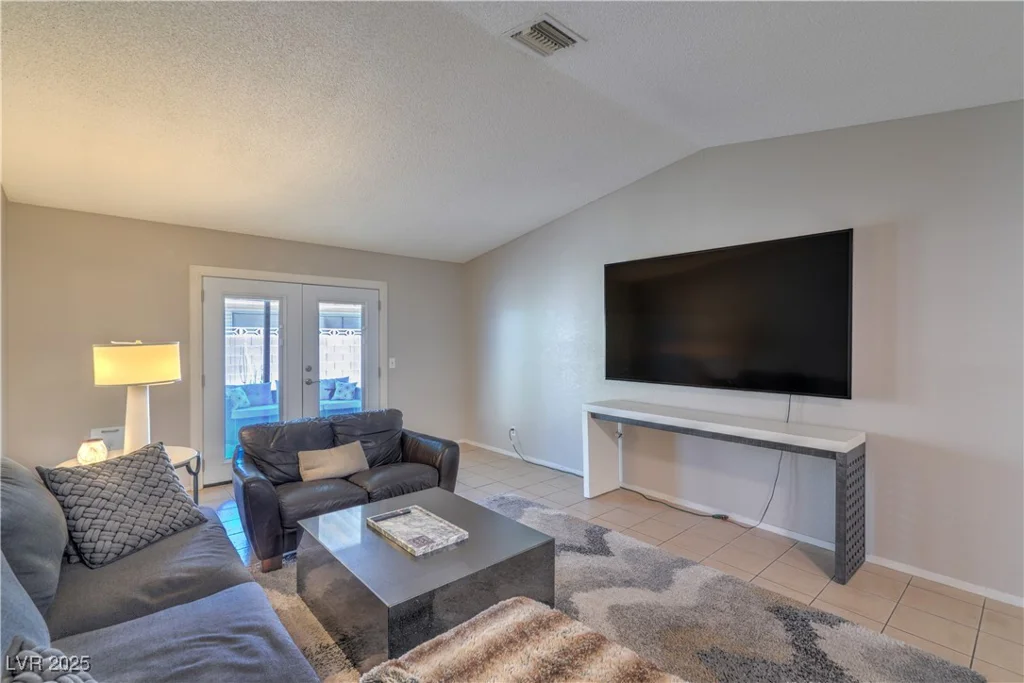 4642 Lady Bug, Las Vegas, NV 89122