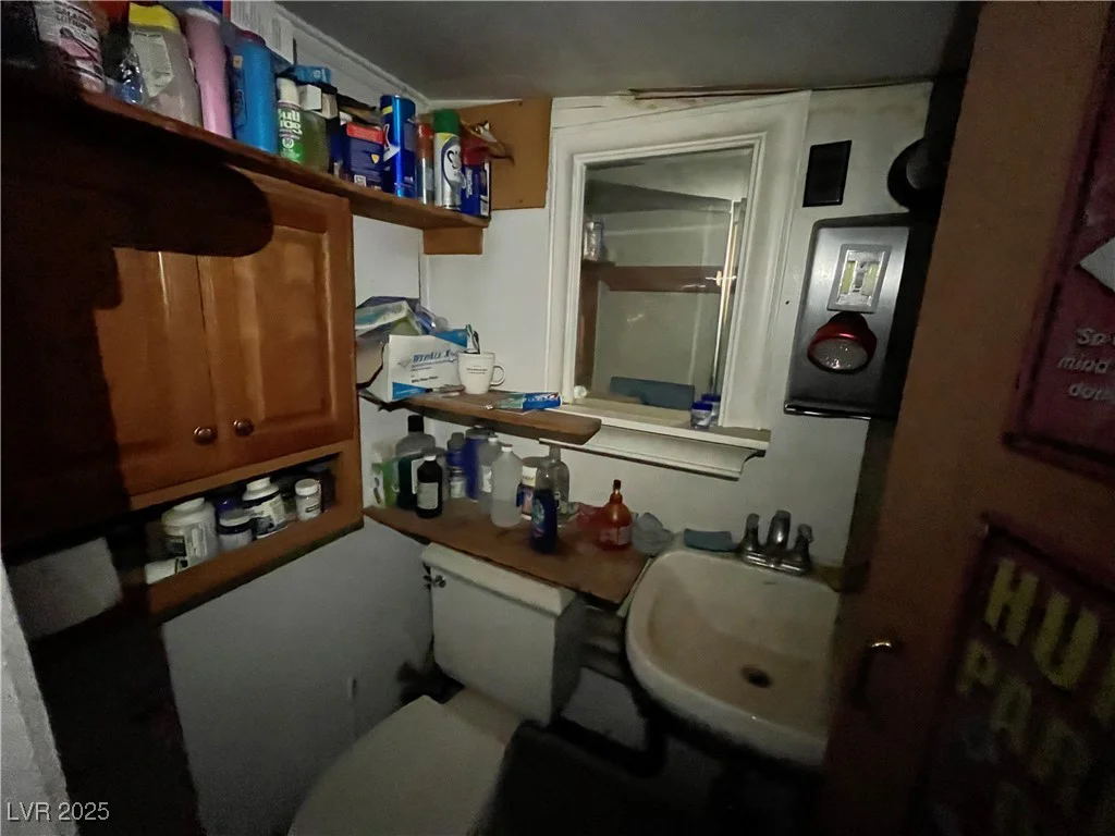 100 Crook, Goldfield, NV 89013