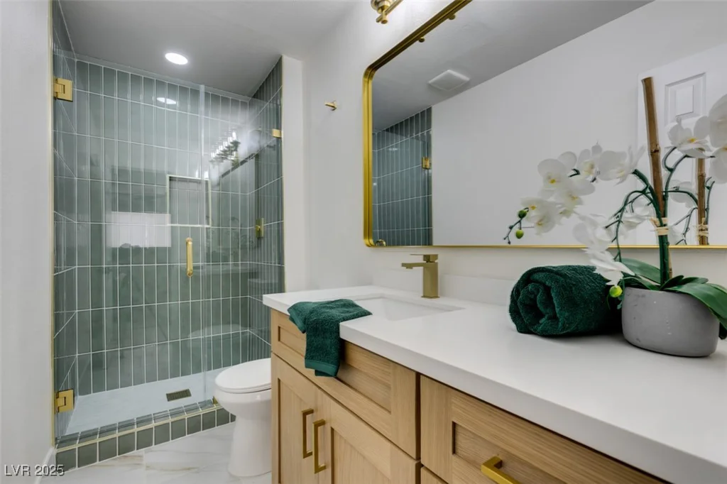 1697 Silver Mesa, Las Vegas, NV 89169