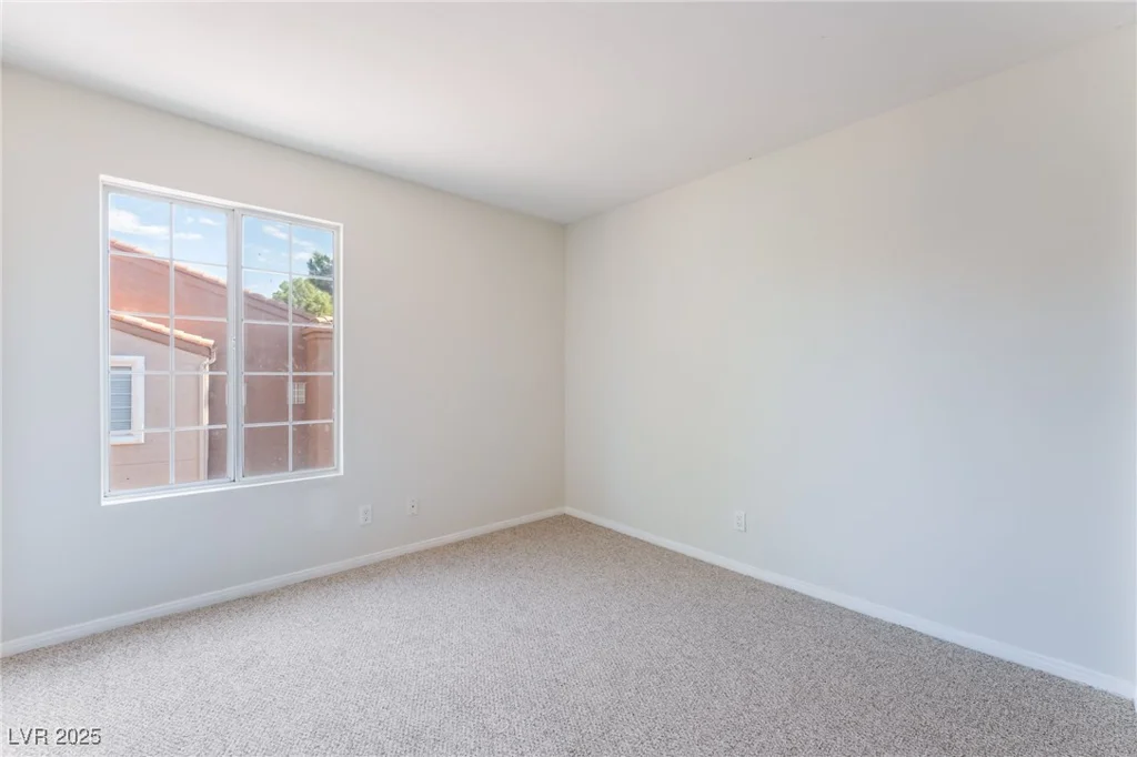 2120 Sealion, Las Vegas, NV 89128