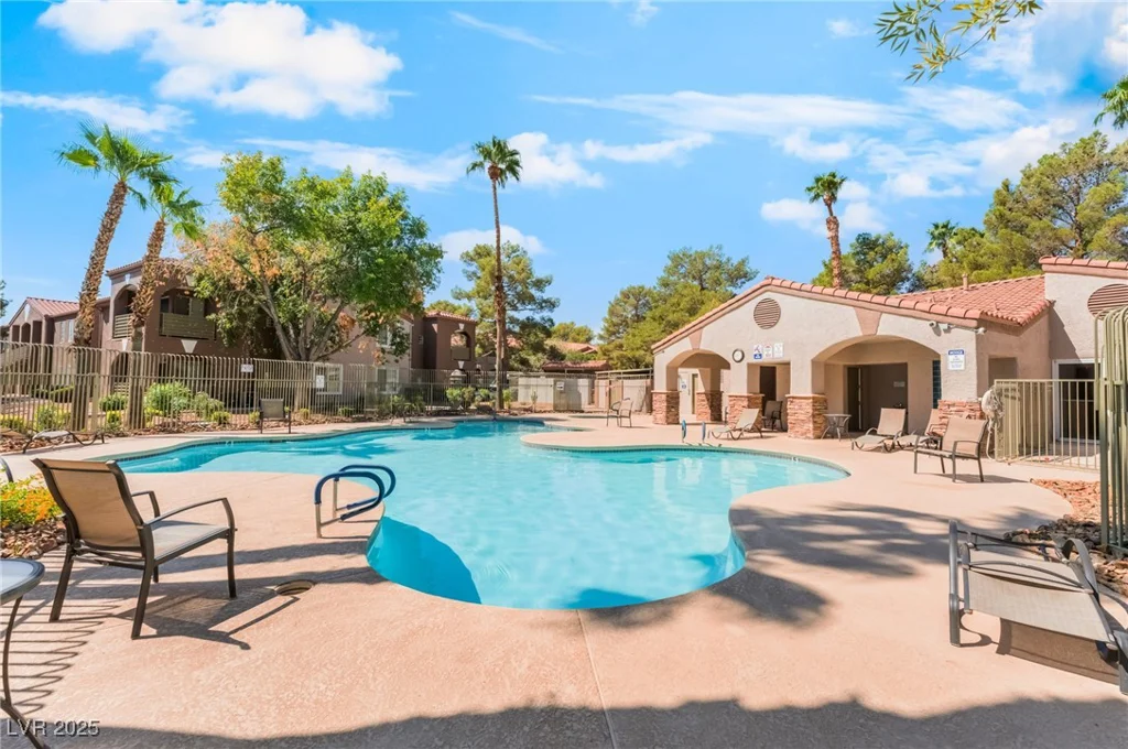 2120 Sealion, Las Vegas, NV 89128