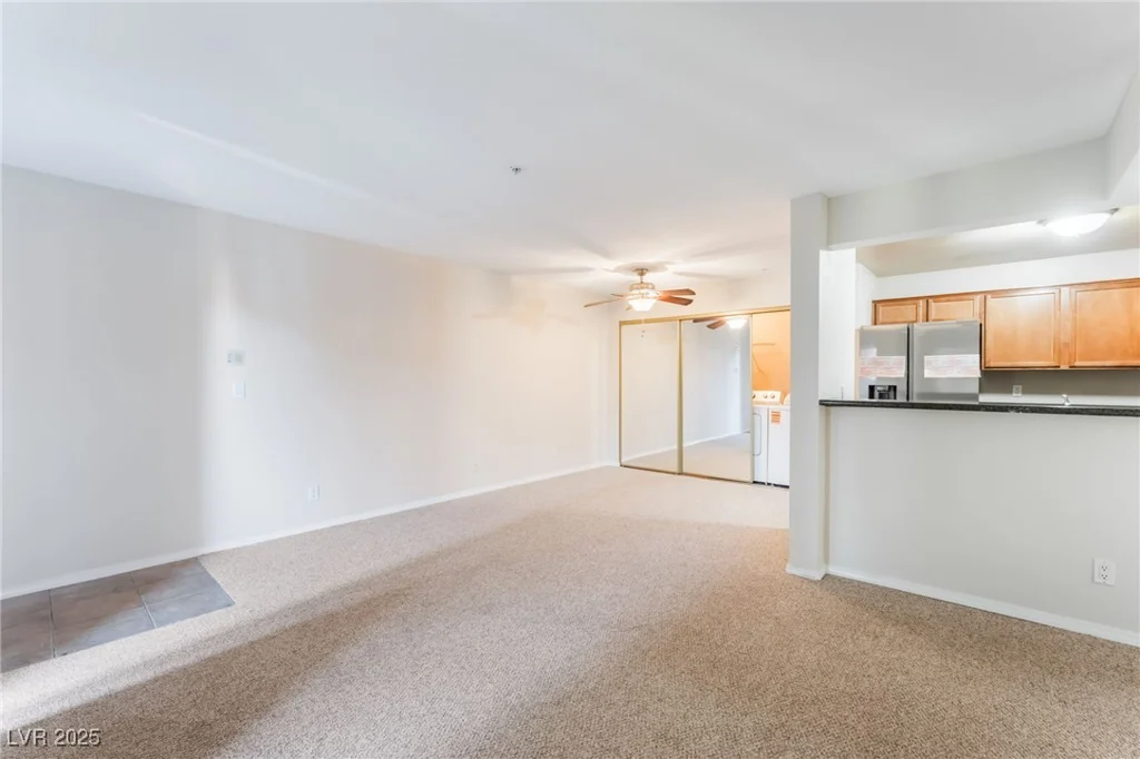 2120 Sealion, Las Vegas, NV 89128