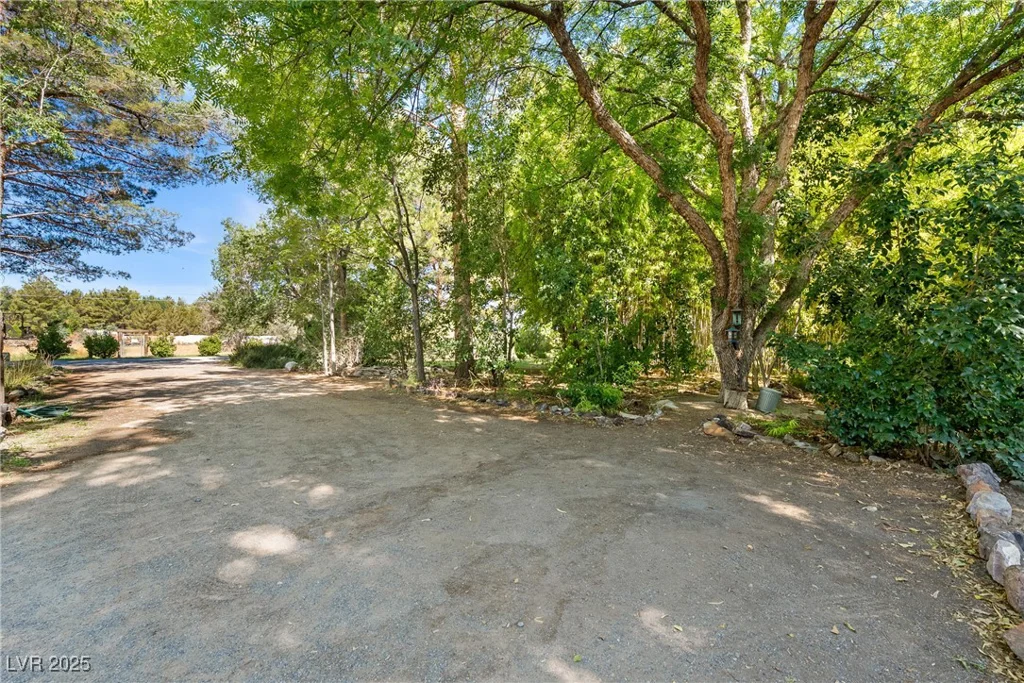 2221 Windsong, Pahrump, NV 89048