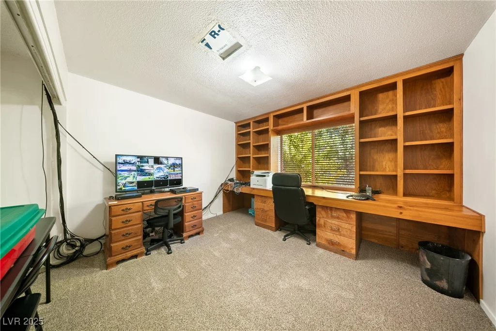 2221 Windsong, Pahrump, NV 89048