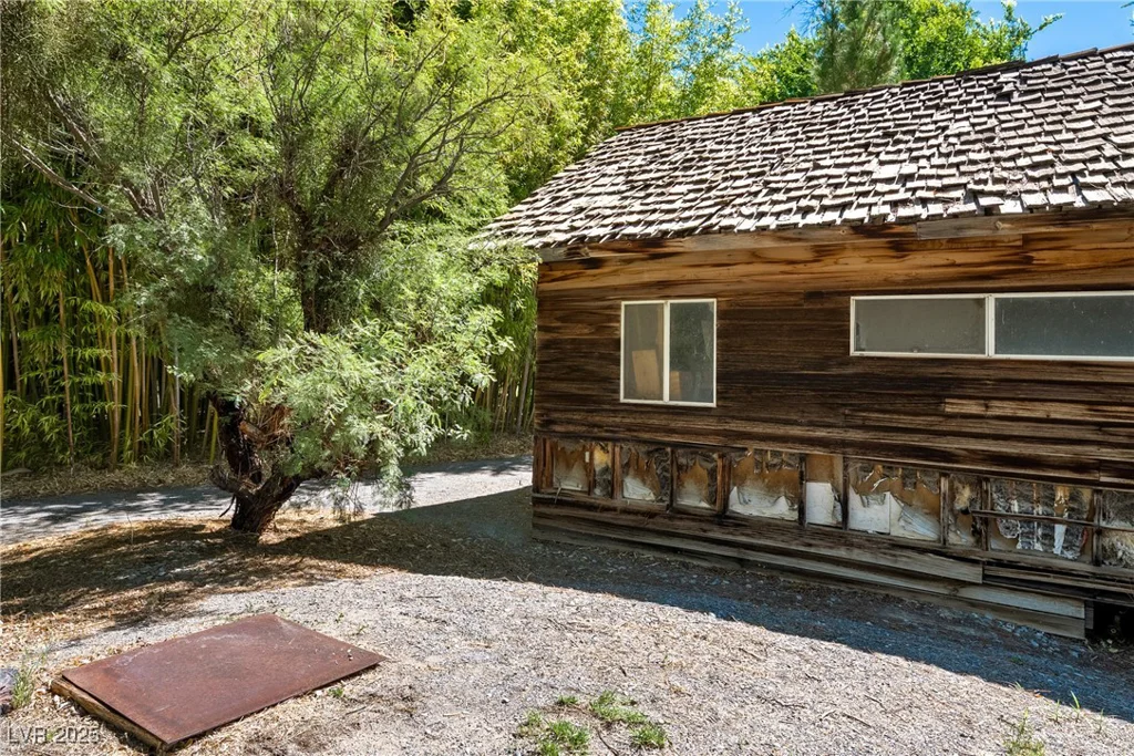 2221 Windsong, Pahrump, NV 89048