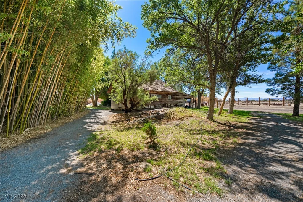 2221 Windsong, Pahrump, NV 89048