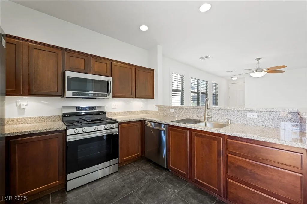 576 Bayo Canyon, Henderson, NV 89015
