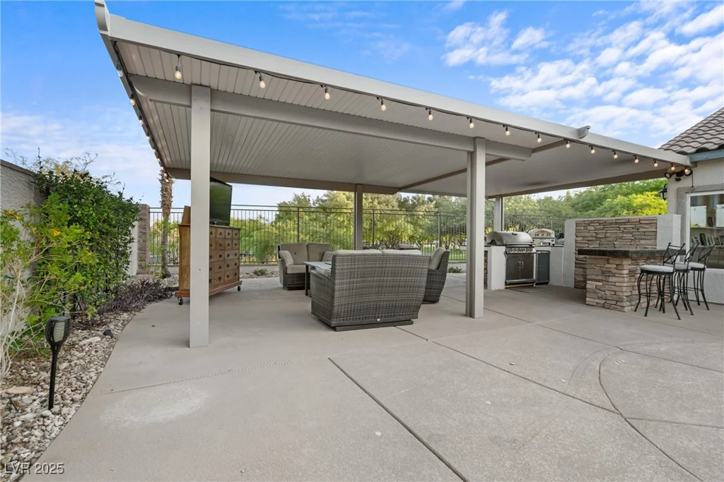2886 Grande Valley, Las Vegas, NV 89135