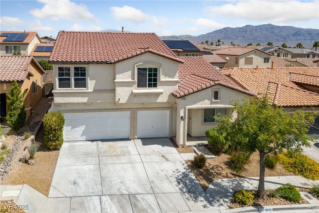 9230 Avon Park, Las Vegas, NV 89149