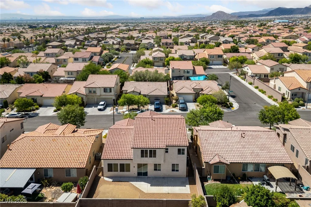 9230 Avon Park, Las Vegas, NV 89149