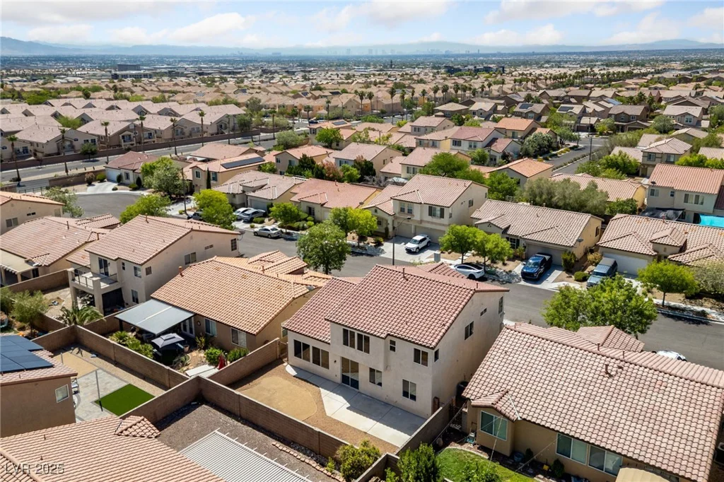 9230 Avon Park, Las Vegas, NV 89149
