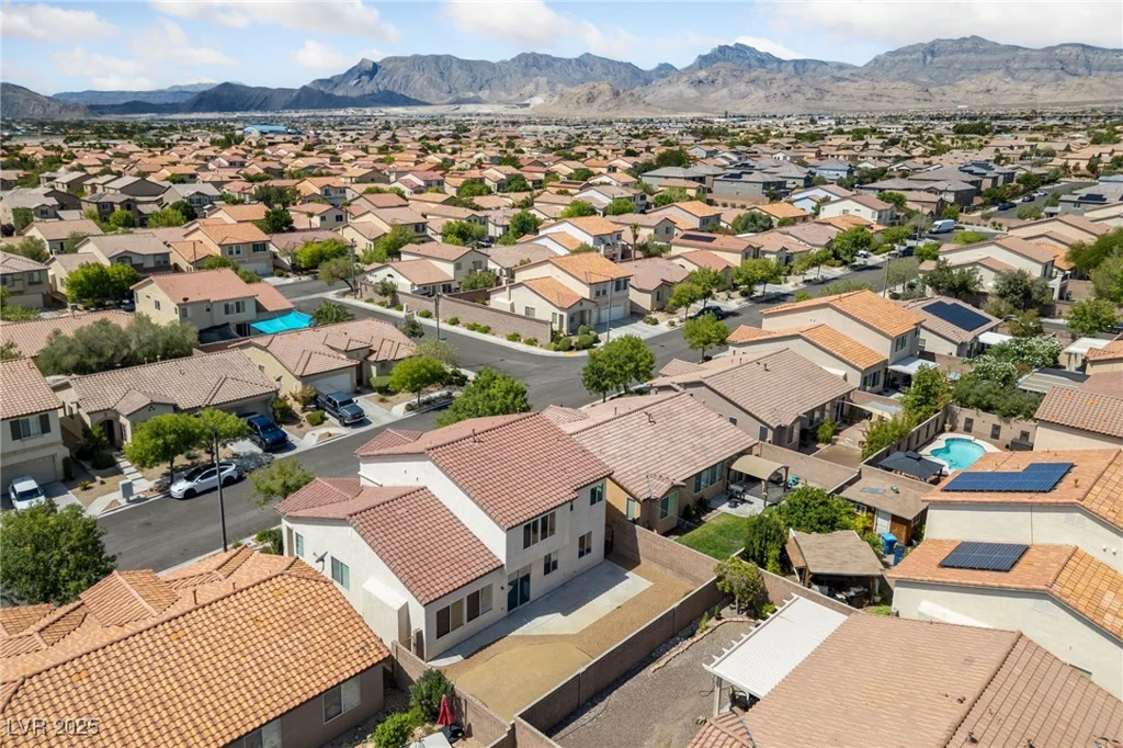9230 Avon Park, Las Vegas, NV 89149