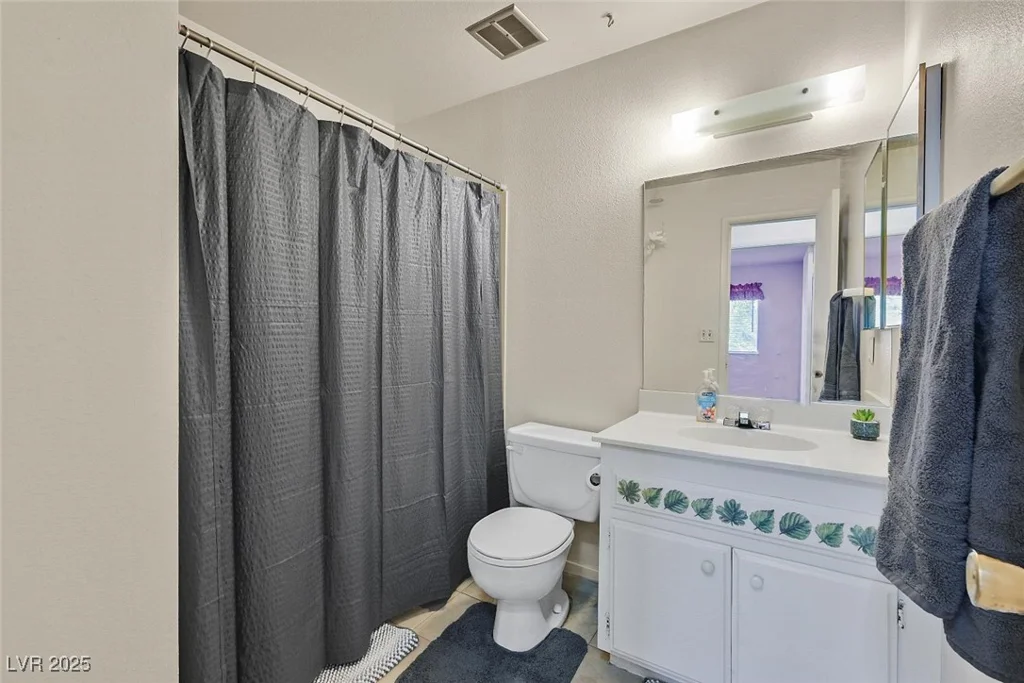 6300 Santa Cruz, Las Vegas, NV 89108