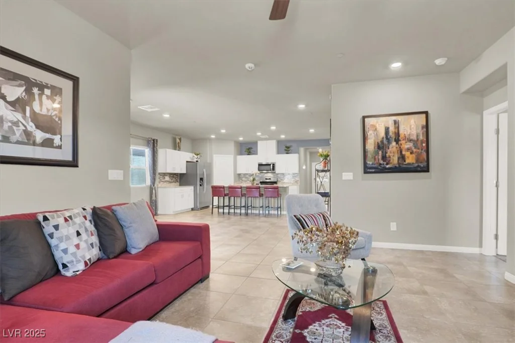 10269 Sequoia Falls, Las Vegas, NV 89149