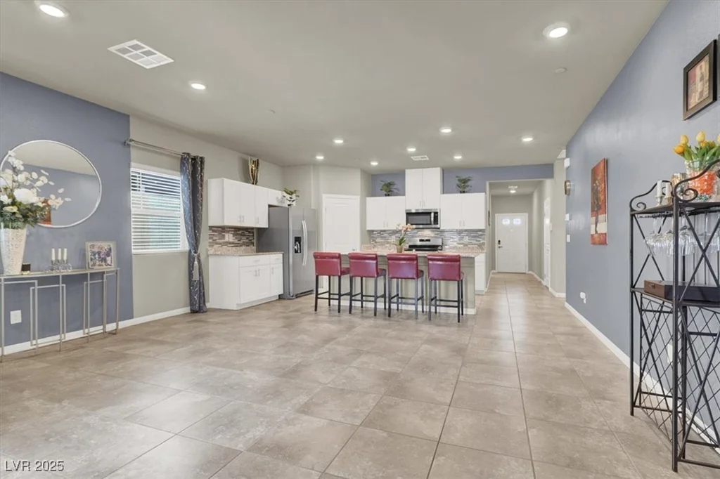 10269 Sequoia Falls, Las Vegas, NV 89149