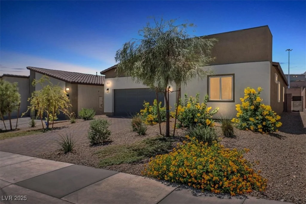 10269 Sequoia Falls, Las Vegas, NV 89149